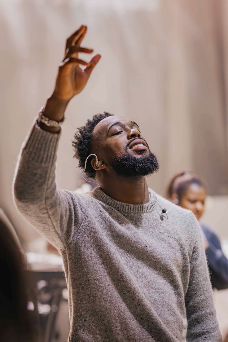 Top Worship Songs Christians Play During Prayer