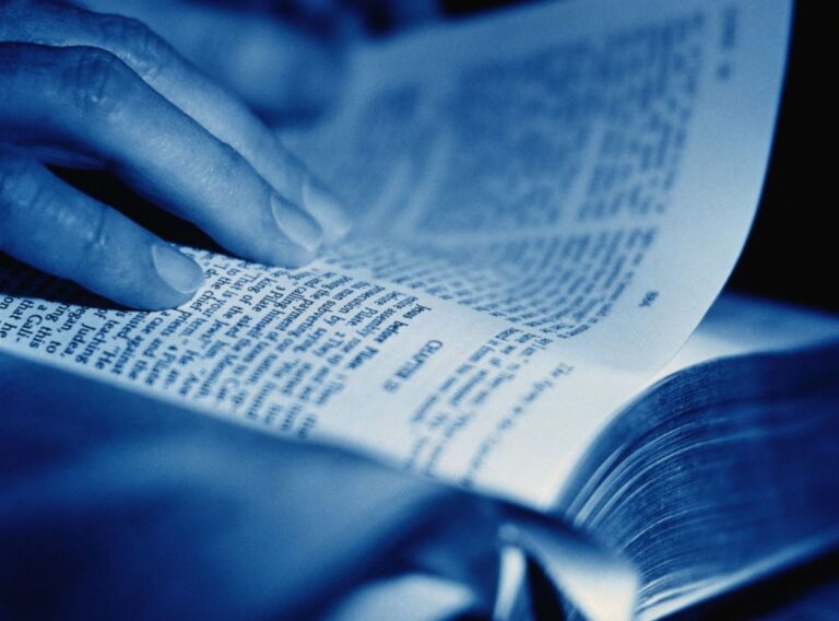 The Power of Singing Hymns During Family Prayer