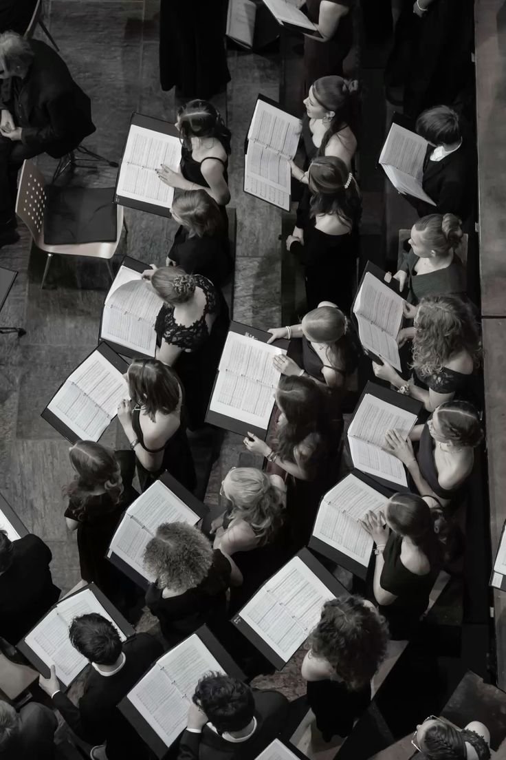 Are traditional hymn-only churches dying — and is that their own fault?