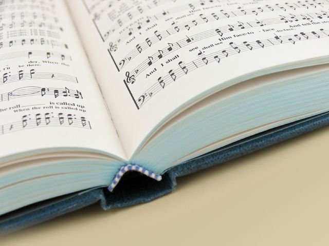 Should women be allowed to lead hymn singing in churches that restrict female leadership?