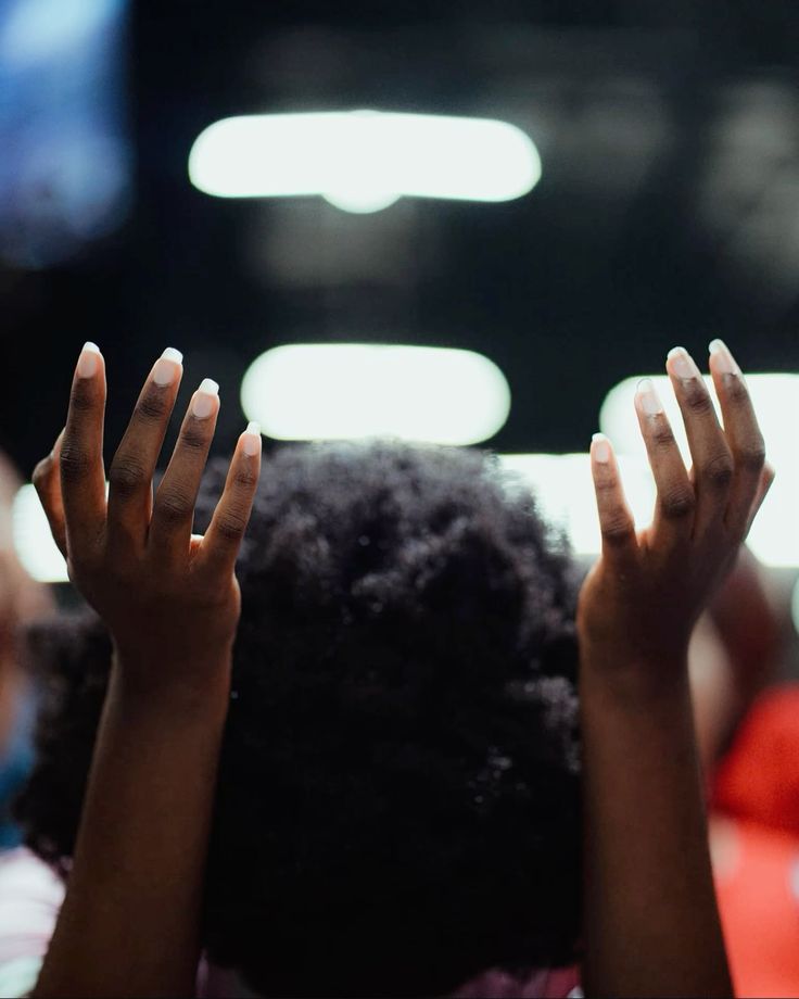 Worship Music That Helps Christians Through Heartbreak