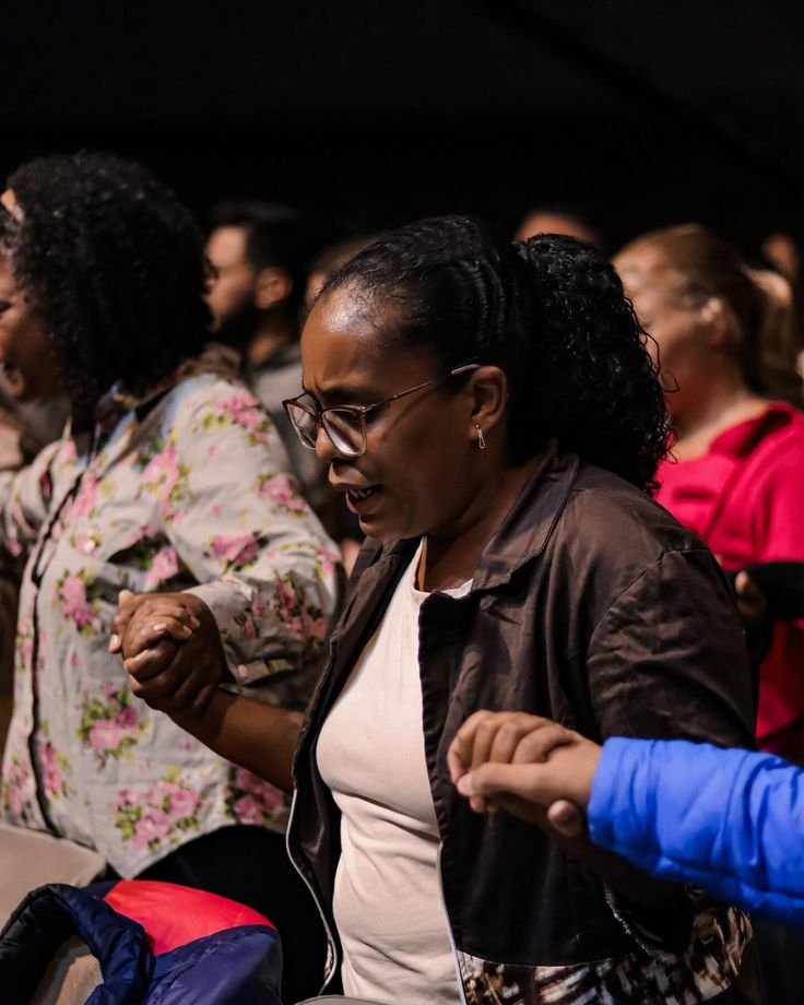 Should the global church adopt a universal hymn standard that all denominations accept?