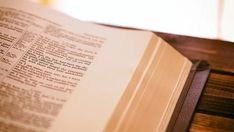 How the King James Bible’s Cadence Shaped Hymn Meter