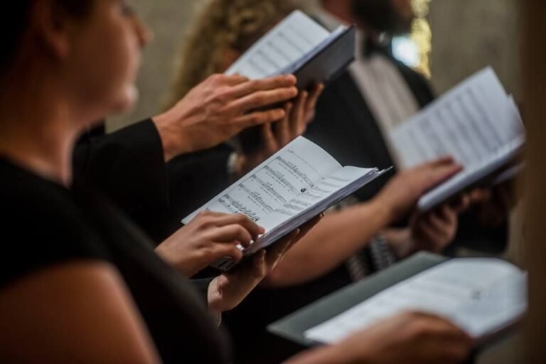 The Hindi Bhajans That Influenced Early Indian Christian Hymns