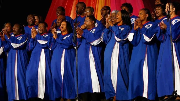 How Hymns of Lament Are Making a Comeback in Evangelical Churches