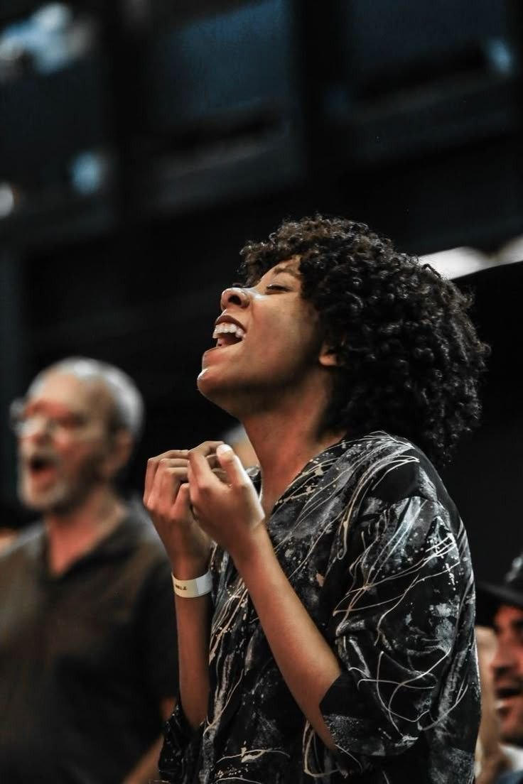 Why Grief Counselors Recommend Hymns as Part of the Mourning Process