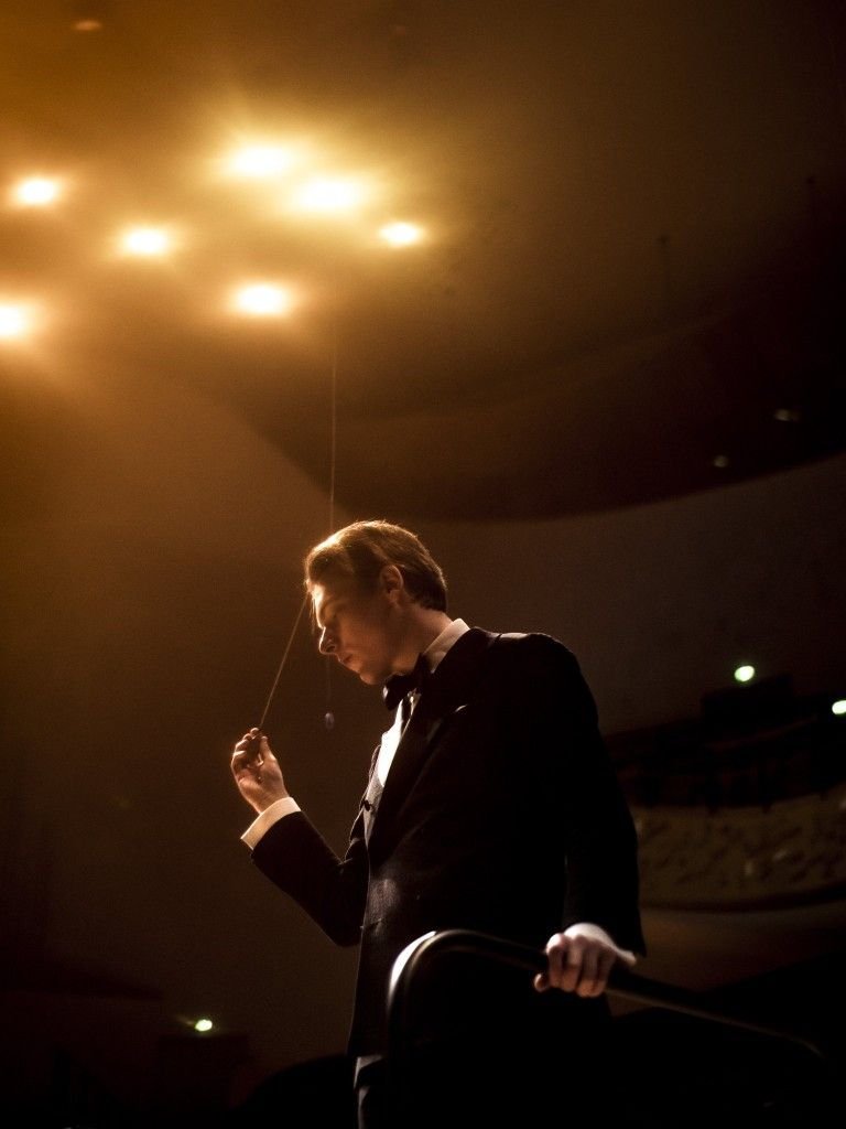 The Hidden Lament in Hymns That Sound Like Praise